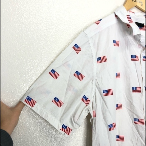 Mens Mad Engine American Flag Short Sleeve Button Down - Picture 4 of 5
